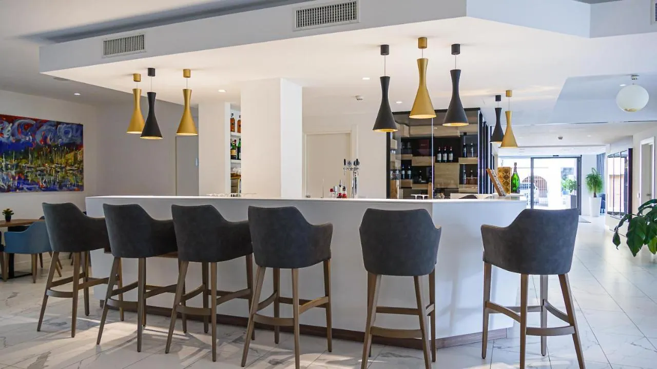 ברדולינו Solho Hotel