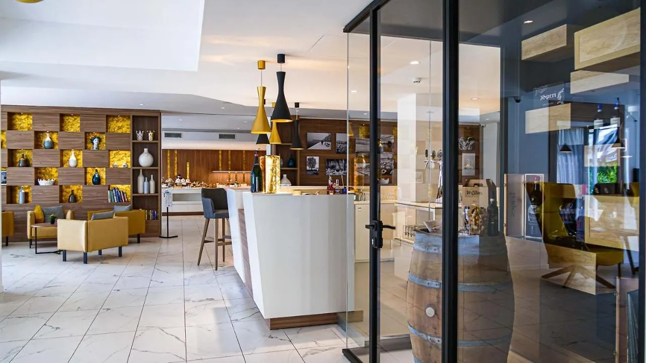 Solho Hotel Bardolino 4*,
