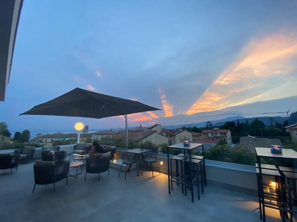 Solho Hotel Bardolino 4*,